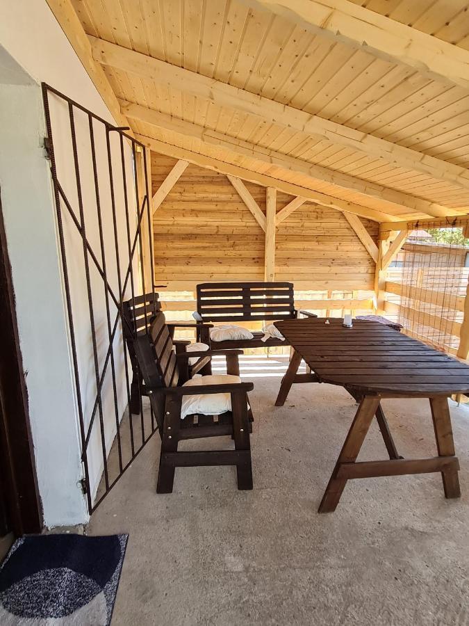 Готель Kakasdombi Apartman Балатонжабаді Екстер'єр фото